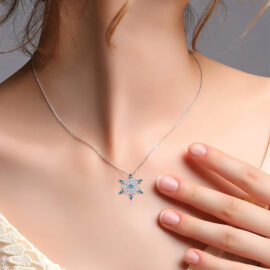 Snowflake Design Inlaid Zircon Exquisite Necklace Fashion Jewelry